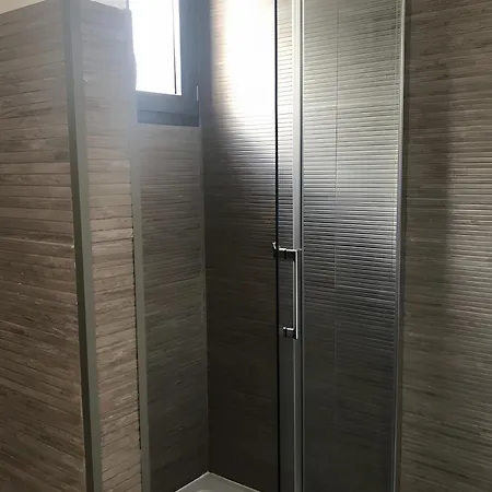 Le Clos Des Cigales - 3* Nîmes